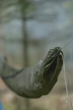 Lesovik Larva 4 Lesovik Larva -Survie en plein air lesovik larva 18