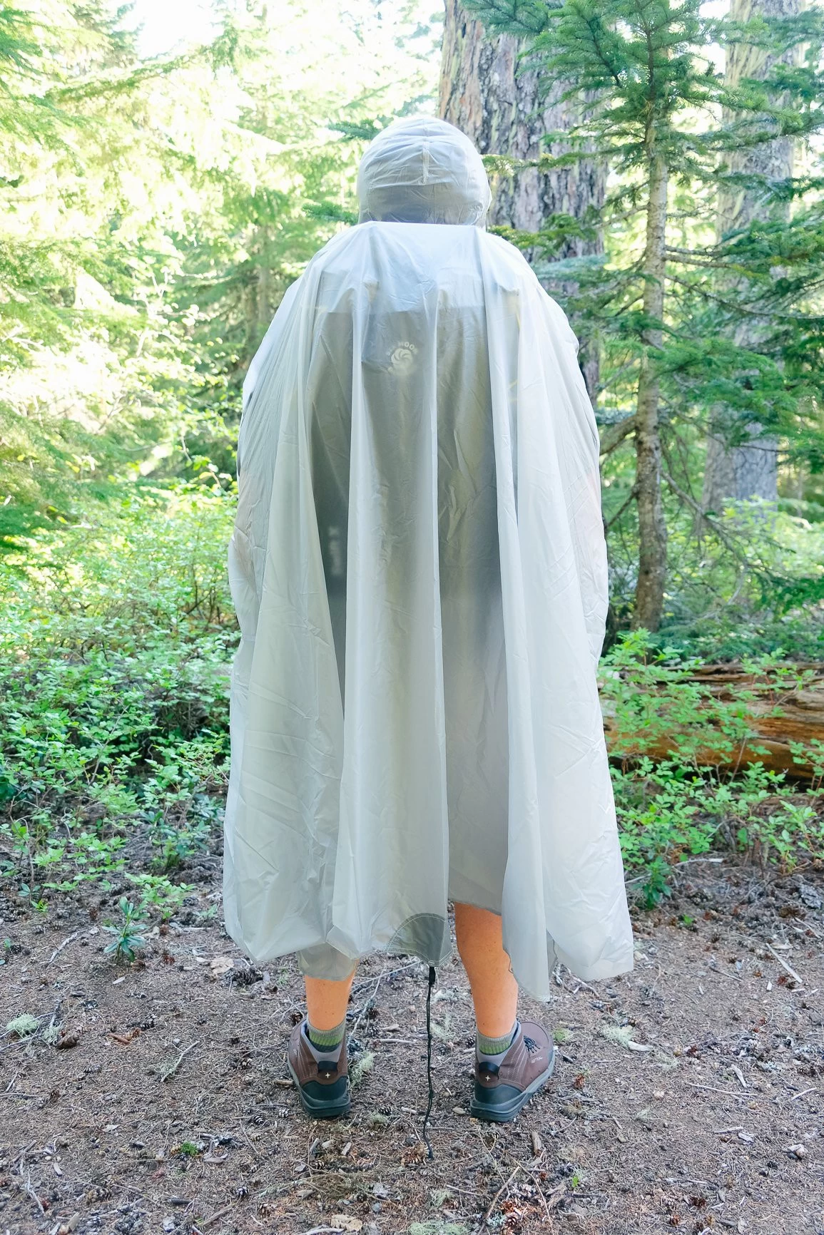 Six Moon Designs Gatewood Cape Six Moon Designs Gatewood Cape -Survie en plein air six moon design gatewood cape 04